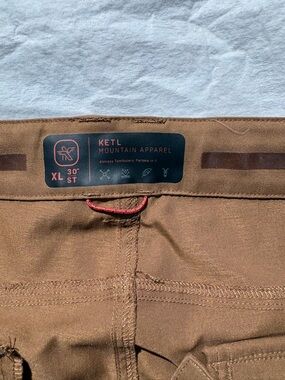 KETL Mountain Apparel Men's tan Chinos - XL (35-37) I seam 32”